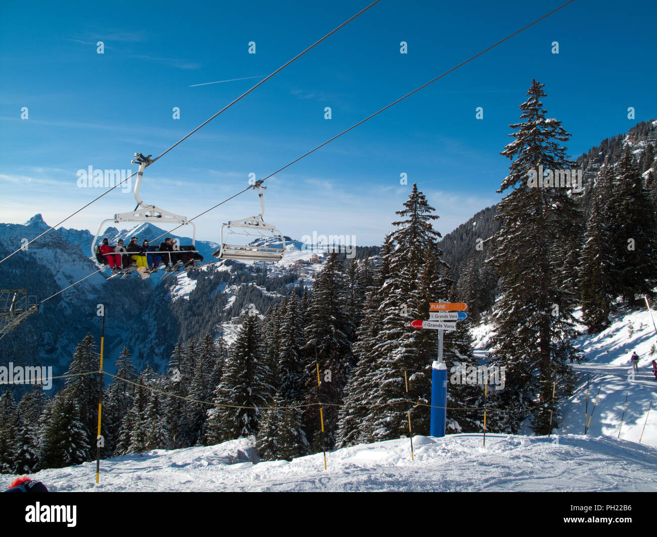 Chairlift, france hi-res stock photography and images - Page 10 - Alamy