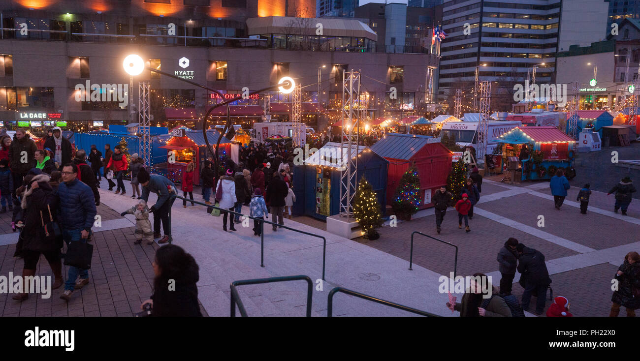Montréal Christmas Market, Montréal, Quebec, Canada Stock Photo Alamy