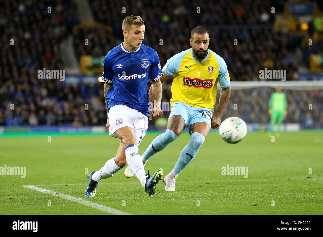 Liverpool, UK. 29th August 2018. Lucas Digne of Everton crosses the ball. EFL Cup, Carabao cup, 2nd round match, Everton v Rotherham Utd at Goodison Park in Liverpool on Wednesday 29th August 2018.  this image may only be used for Editorial purposes. Editorial use only, license required for commercial use. No use in betting, games or a single club/league/player publications. pic by Chris Stading/Andrew Orchard sports photography/Alamy Live news Stock Photo