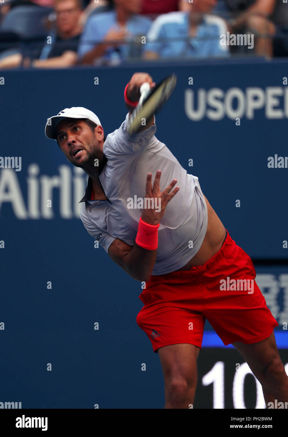 New York, United States. 29th Aug, 2018. Flushing Meadows, New York - August 29, 2018: US Open Tennis: Fernando Verdasco of Spain on his way to defeating Andy Murray of Great Britain during their second round match to at the US Open in Flushing Meadows, New York. Verdasco won the match in four sets. Credit: Adam Stoltman/Alamy Live News Stock Photo
