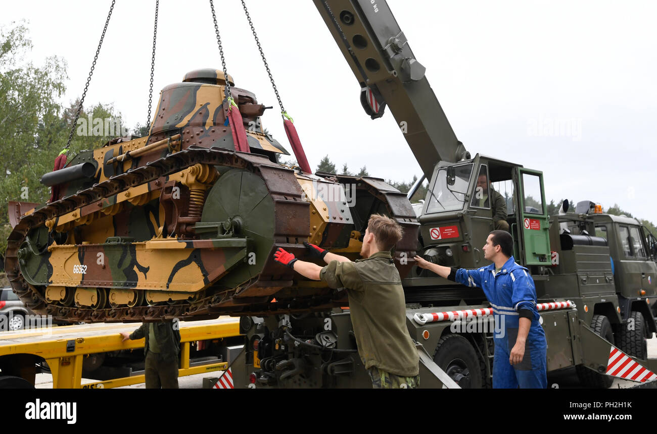 Lesany, Czech Republic. 30th Aug, 2018. A Renault FT-17 historical light tank was transferred from a French museum to the Military Technical Museum in Lesany, Czech Republic, on August 30, 2018. The first tank in the arsenal of the Czechoslovak army will be present there on September 1 during the Tank Day 2018 on the occasion of the establishment of Czechoslovakia in 1918. Credit: Michal Krumphanzl/CTK Photo/Alamy Live News Stock Photo