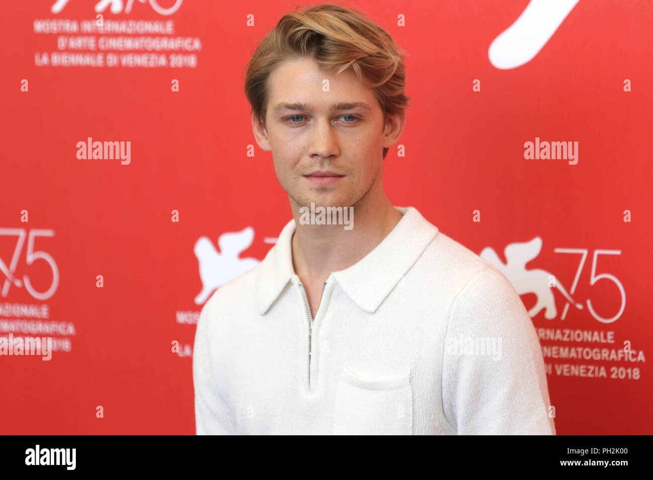 Europe, Italy, Lido di Venezia, 30 August, 2018 : Joe Alwyn at the photocall of movie 'The Favourite' director Yorgos Lanthimos. 75th Venice International Film Festival.    Photo © Ottavia Da Re/Sintesi/Alamy Live News Stock Photo