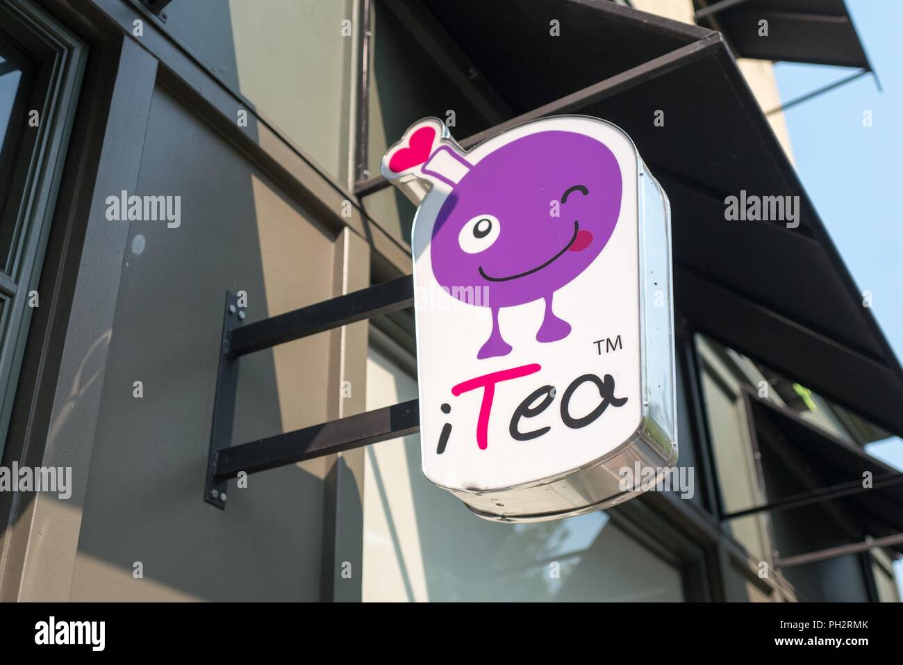 Close-up of sign for iTea, a Taiwanese bubble tea restaurant in the San Francisco Bay Area town of Walnut Creek, California, August 6, 2018. () Stock Photo