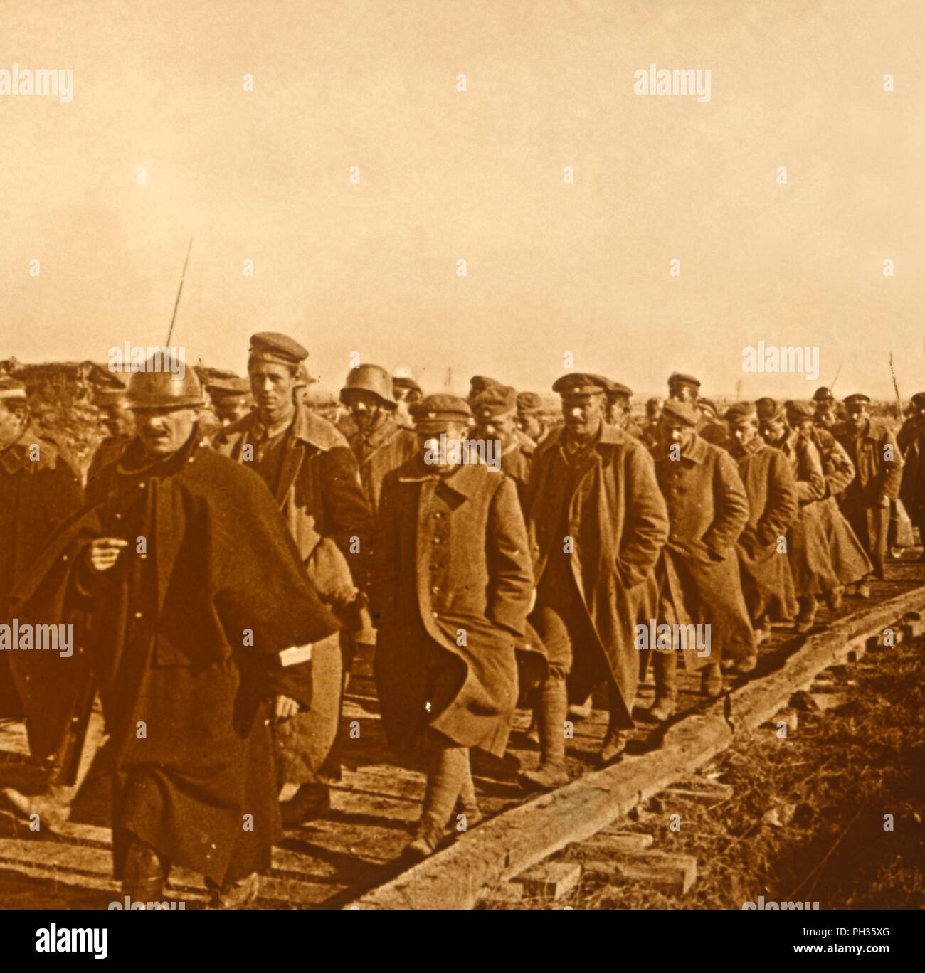 Prisoners of war german france french world war one wwi hi-res stock ...