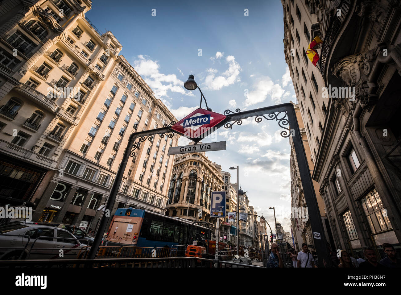 Gran via metro station madrid hi-res stock photography and images - Alamy
