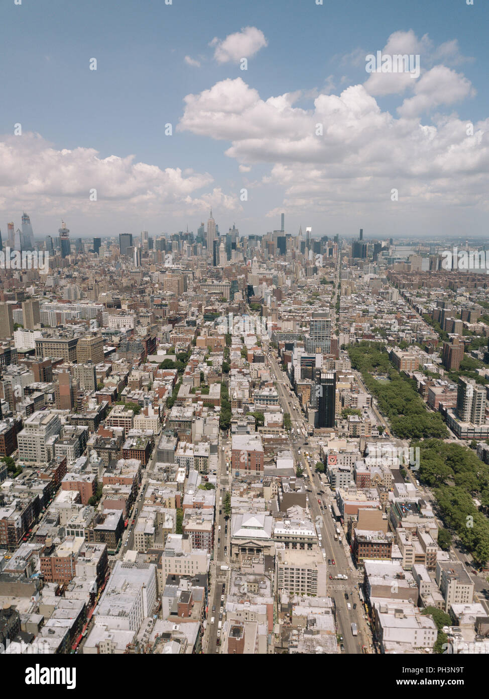Aerial shot of the hudson river nyc hi-res stock photography and images ...