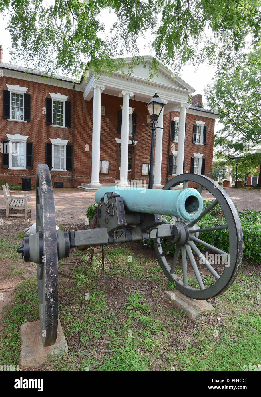Civil war cannon hires stock photography and images Alamy