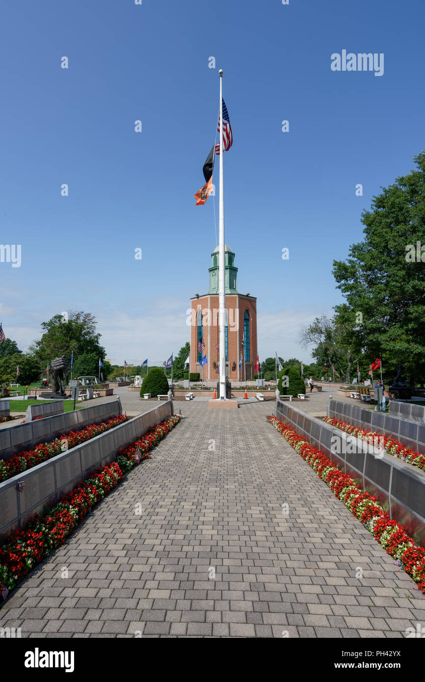 Veterans Memorial Plaza Stock Photos & Veterans Memorial Plaza Stock