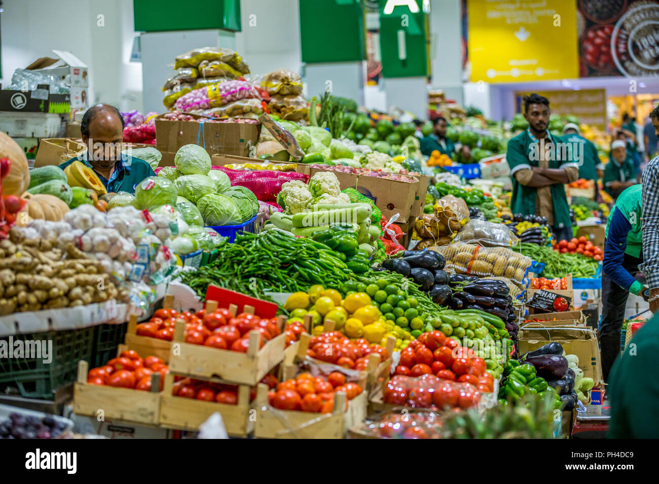 Dubai food market hires stock photography and images Alamy