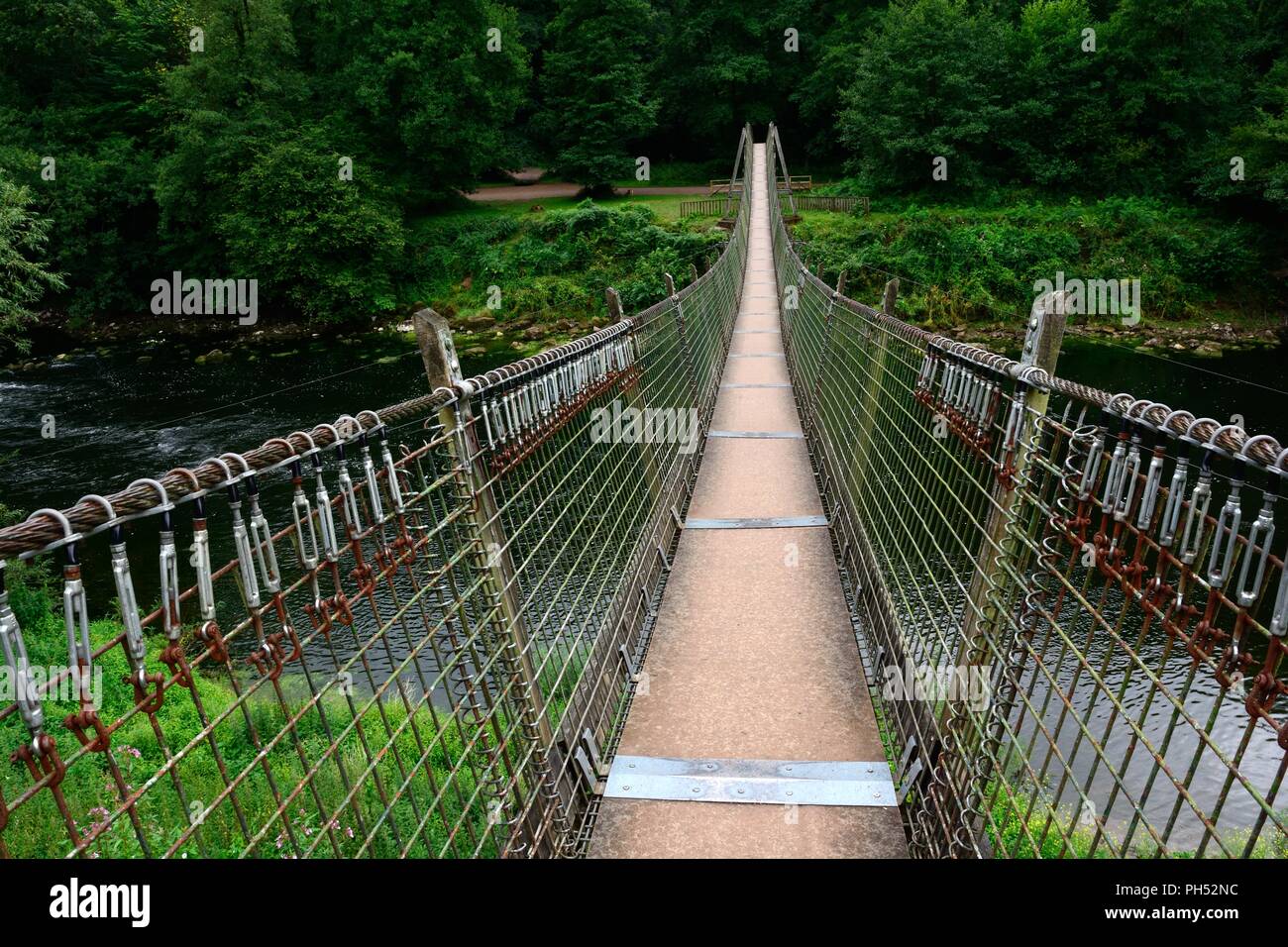 Biblins suspension bridge over the River Wye Wye Valley Walk Symonds Yat England UK Stock Photo