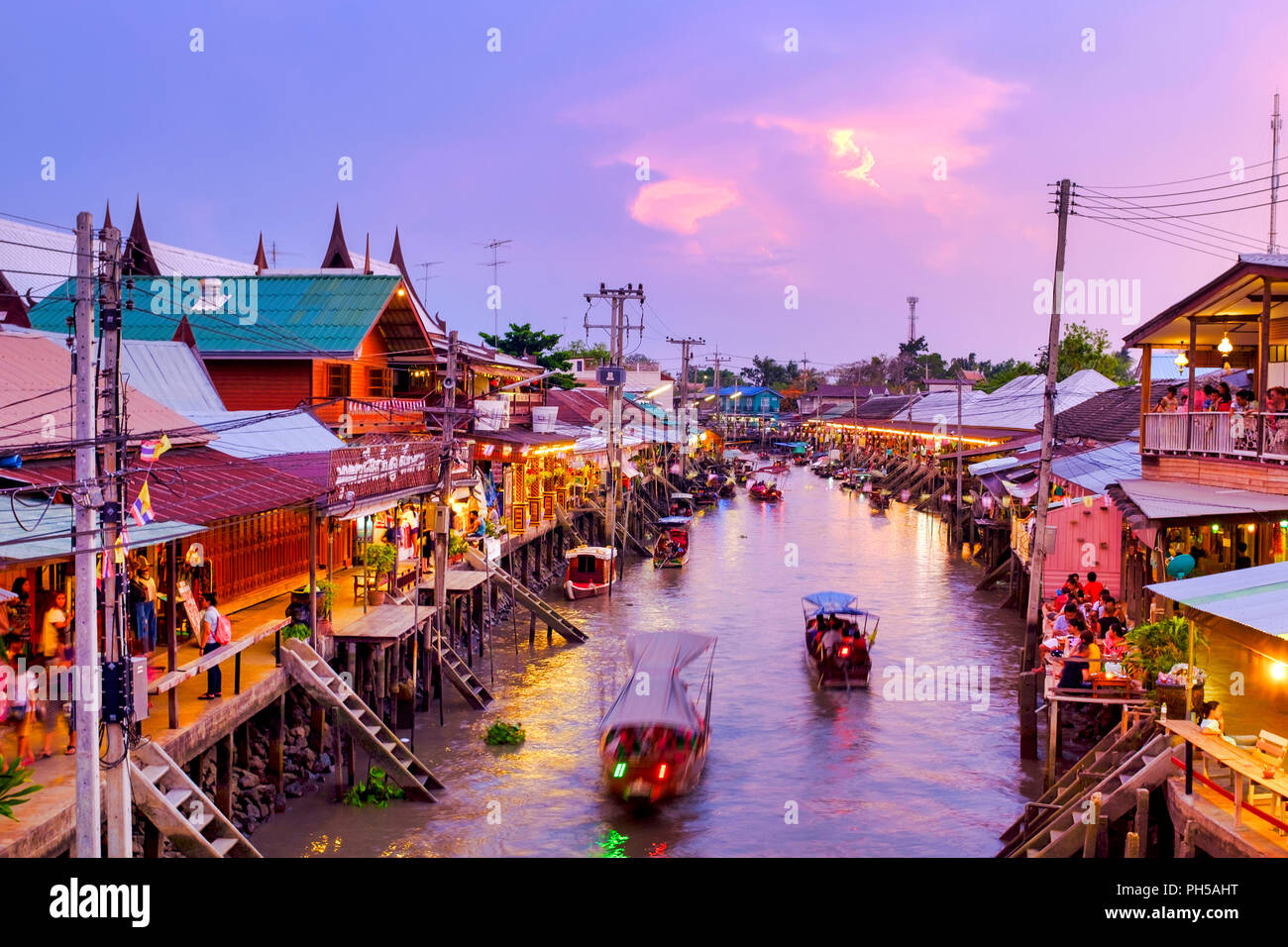 Amphawa Floating Market At Sunset Amphawa Thailand Stock Photo