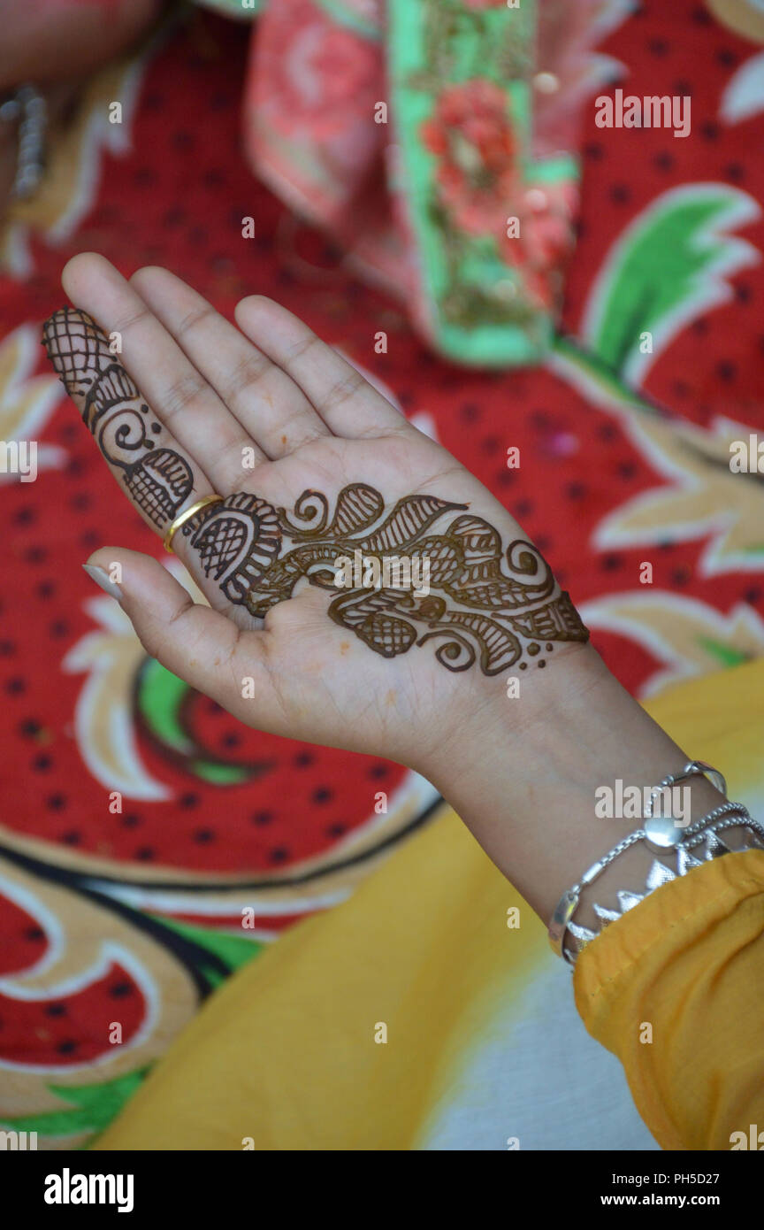 Mehndi Design Stock Photos Mehndi Design Stock Images Alamy