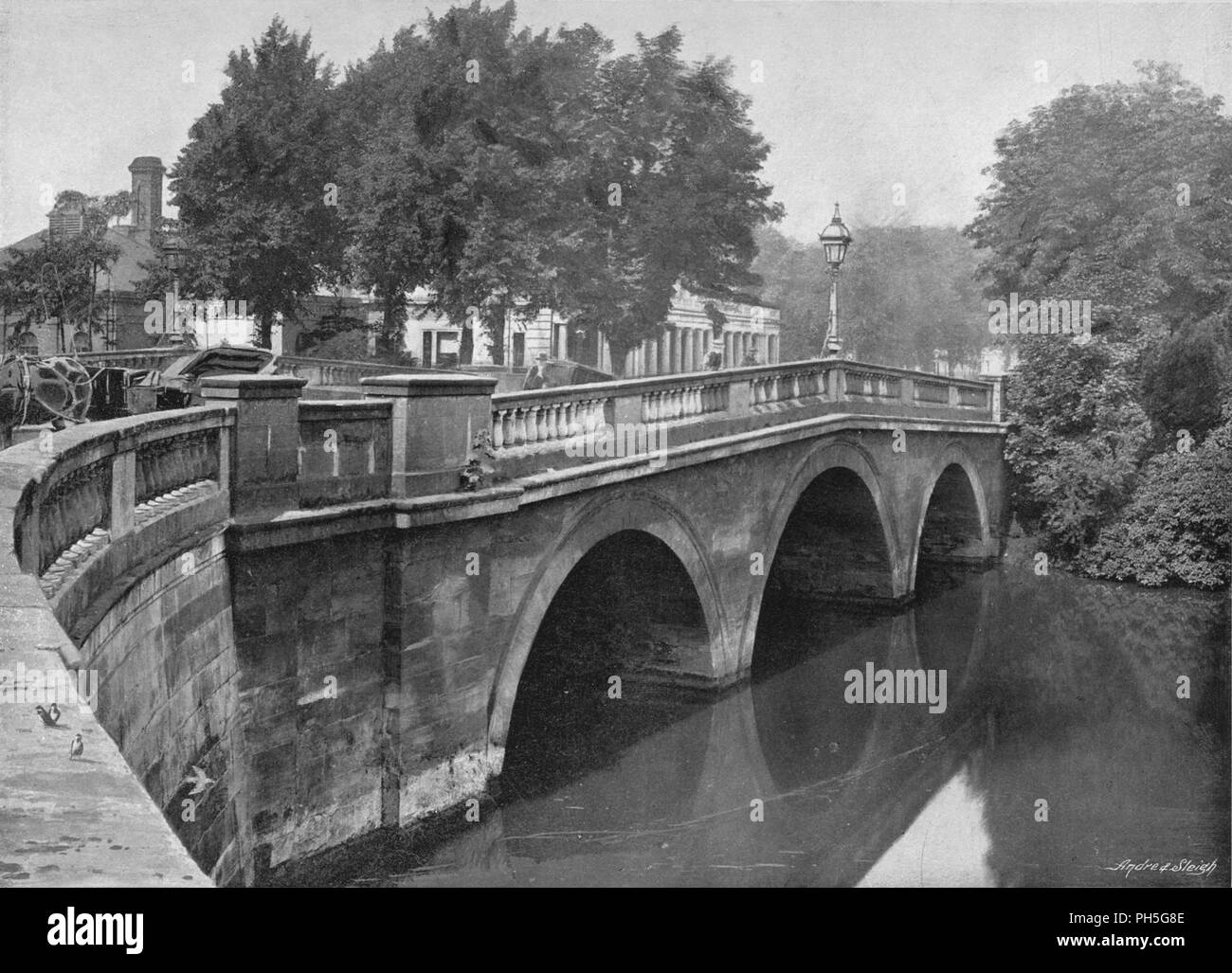 'Leamington Bridge', c1896. Artist Valentine & Sons Stock Photo Alamy