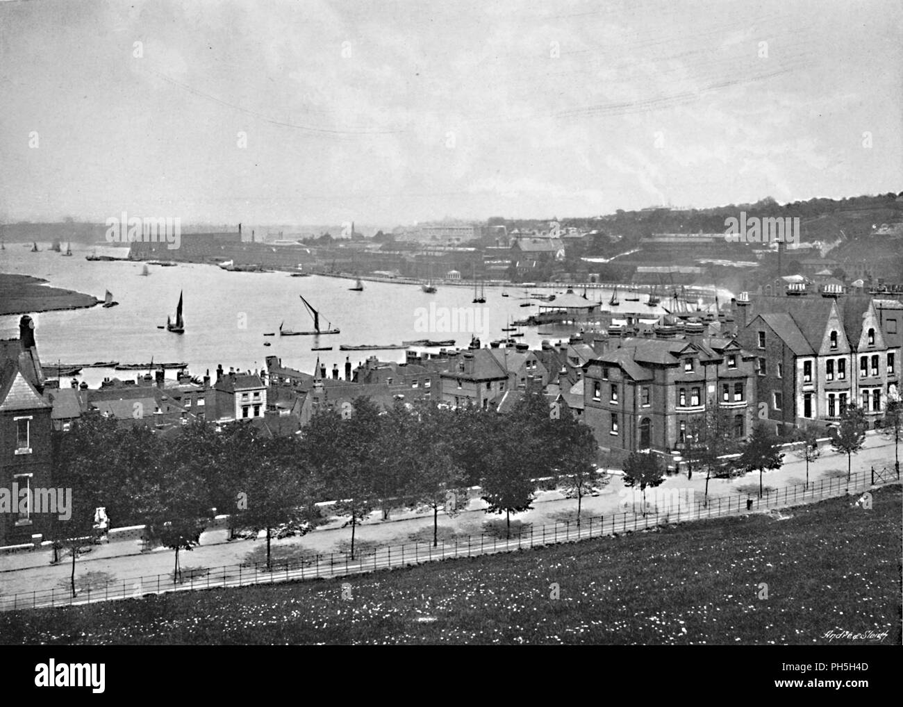 Chatham kent buildings hires stock photography and images Alamy