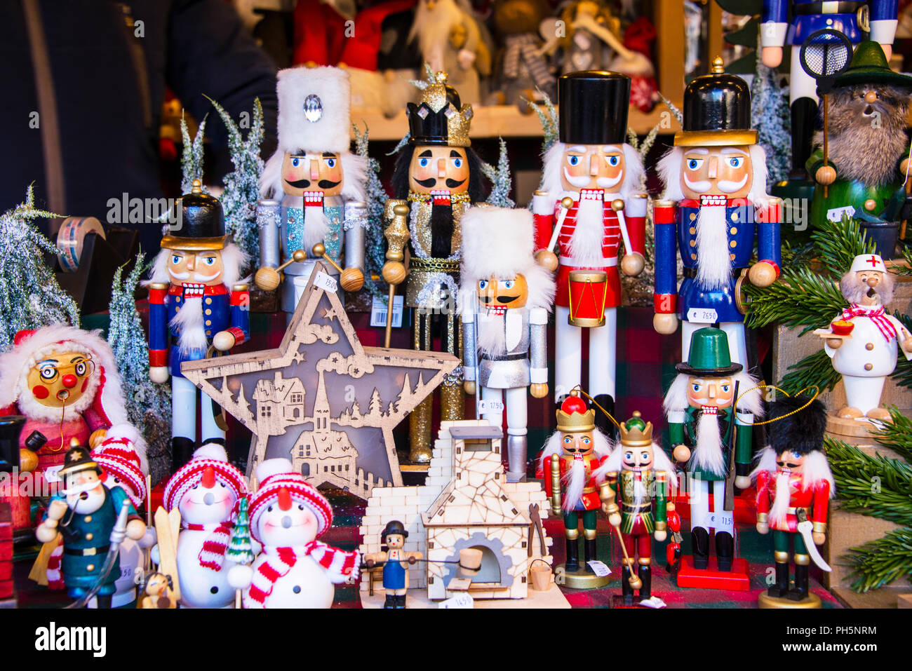 Nutcrackers hires stock photography and images Alamy