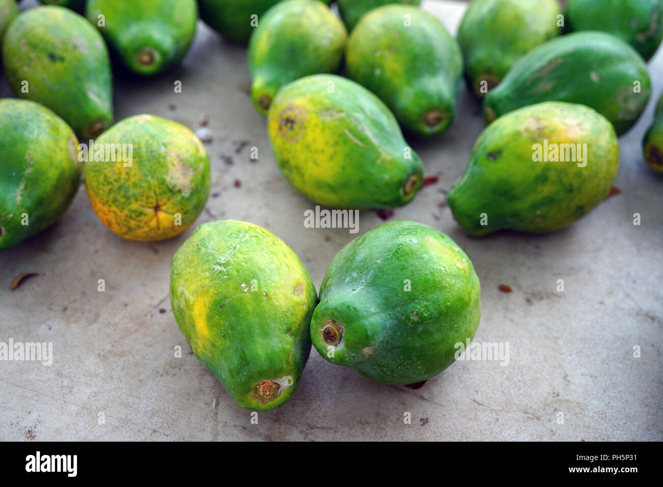 Hawaiian papayas hires stock photography and images Alamy