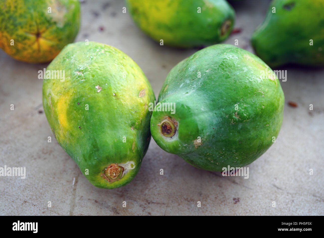 Fresh papayas at a road stand in Maui, Hawaii Stock Photo Alamy