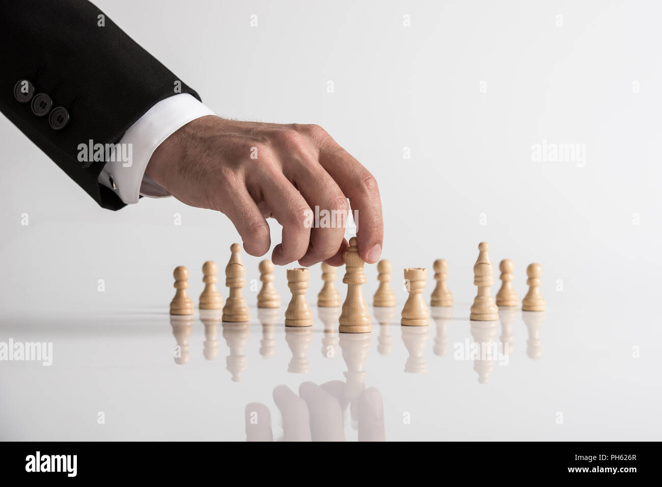 The suit of the chess queen with his own hands The suit of the chess queen with his own hands