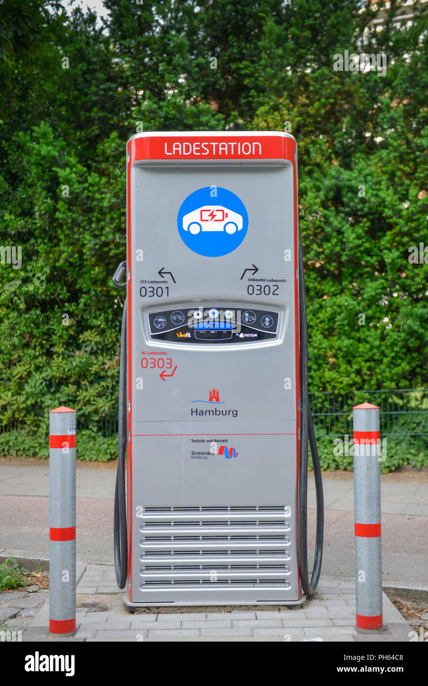 Ladestation elektroauto hi-res stock photography and images - Alamy