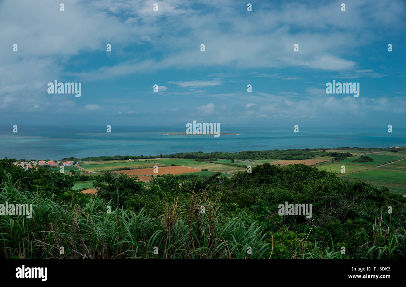 Ausblick über die Insel Kohama-jima in Okinawa Stock Photo