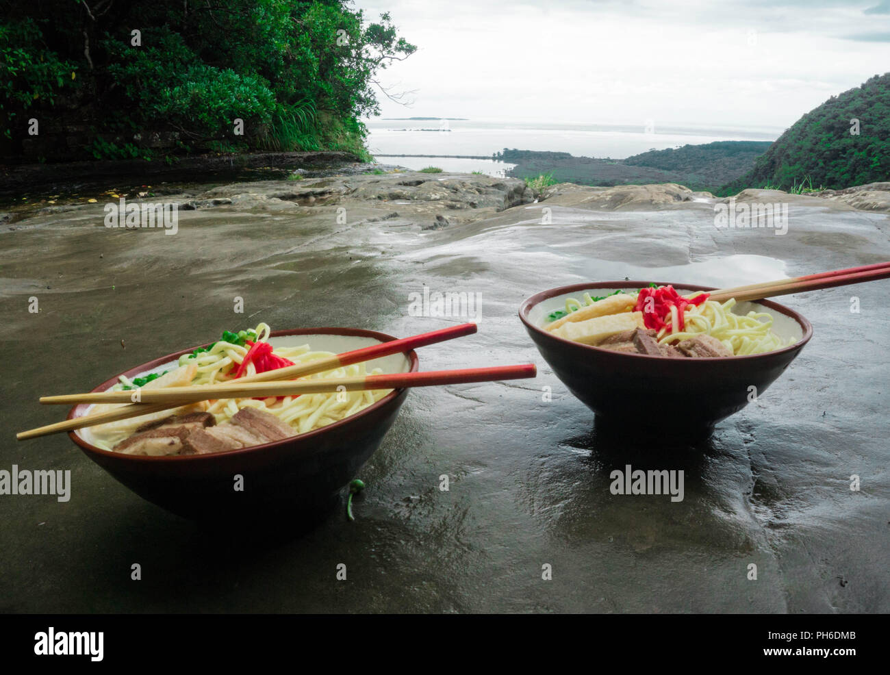 Kajak und Trekking Tour zu den Pinaisara Falls auf der Insel