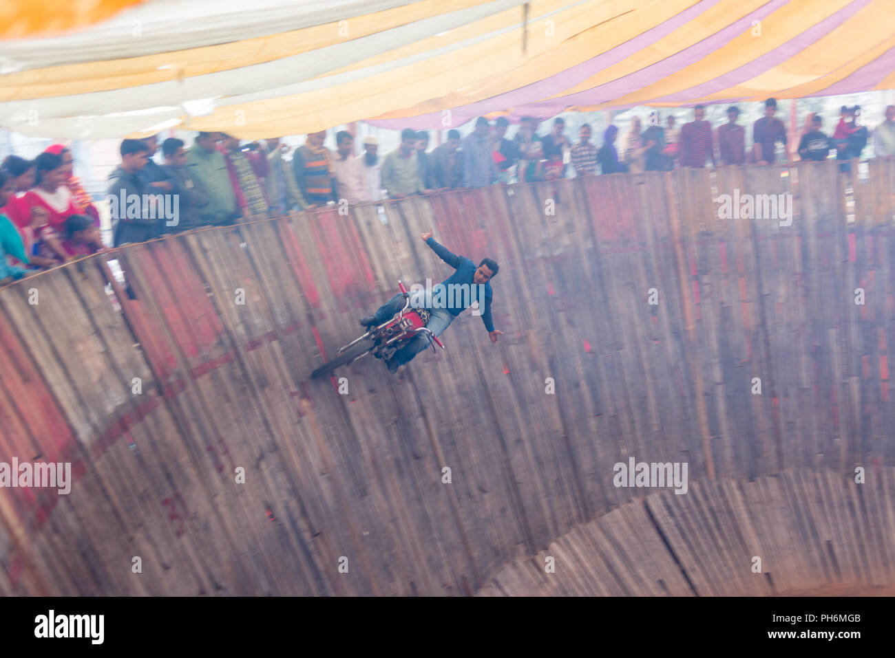 Death Coup Driver S M Rashed,Dhaka,Bangladesh Stock Photo - Alamy