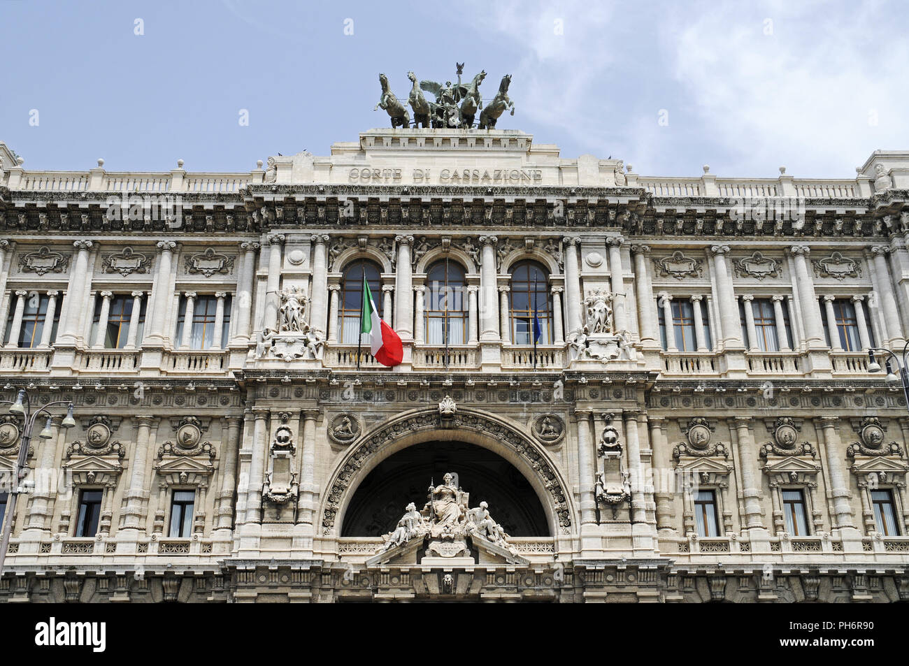 Court justice ancient rome hi-res stock photography and images - Alamy