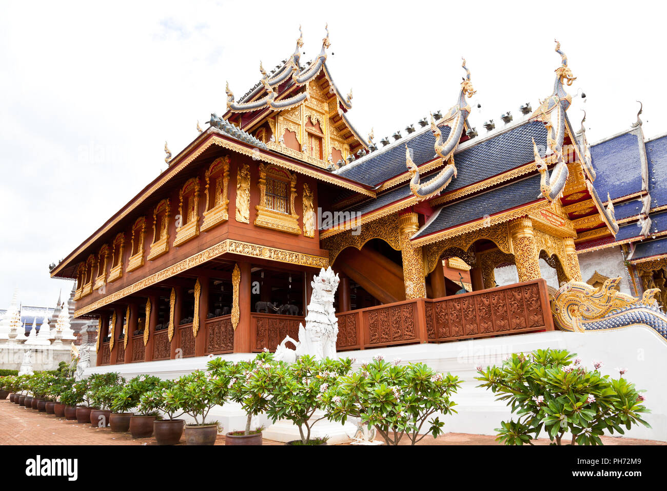 Buddhist temple in thailand Stock Photo Alamy