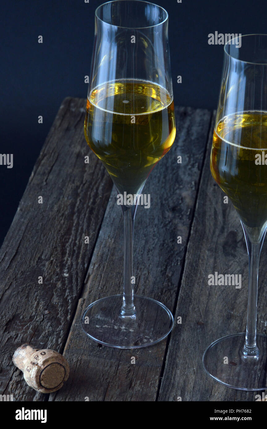 Two romantic glasses sparkling hi-res stock photography and images - Alamy