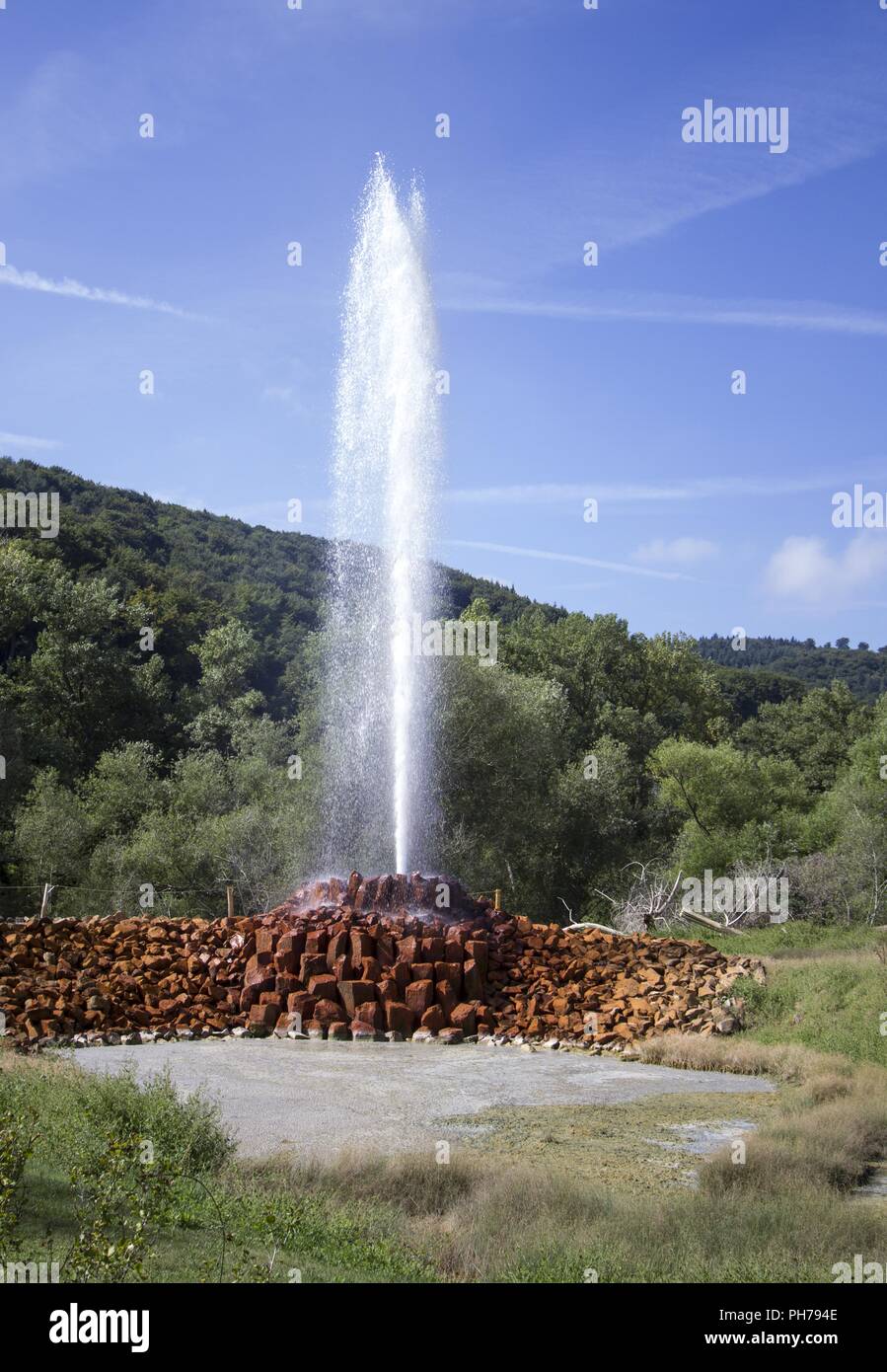 Page 2 Werth High Resolution Stock Photography And Images Alamy 