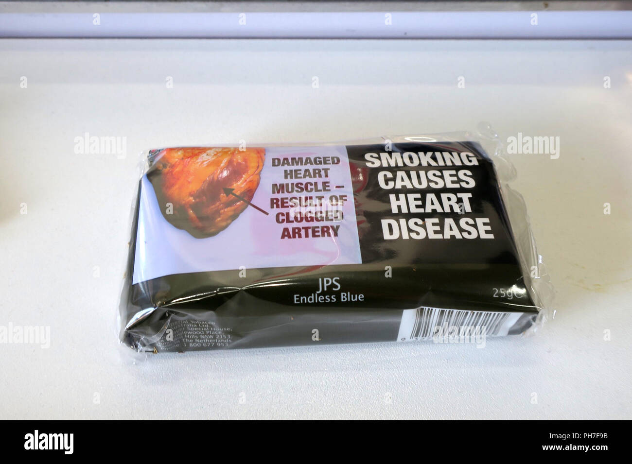 28 August 2018 Australia Canberra A Pack Of Tobacco Without Logo Is In A Tobacco Shop And Kiosk Australia Is A Yearning Destination For Many Germans But It S Also The Other Way