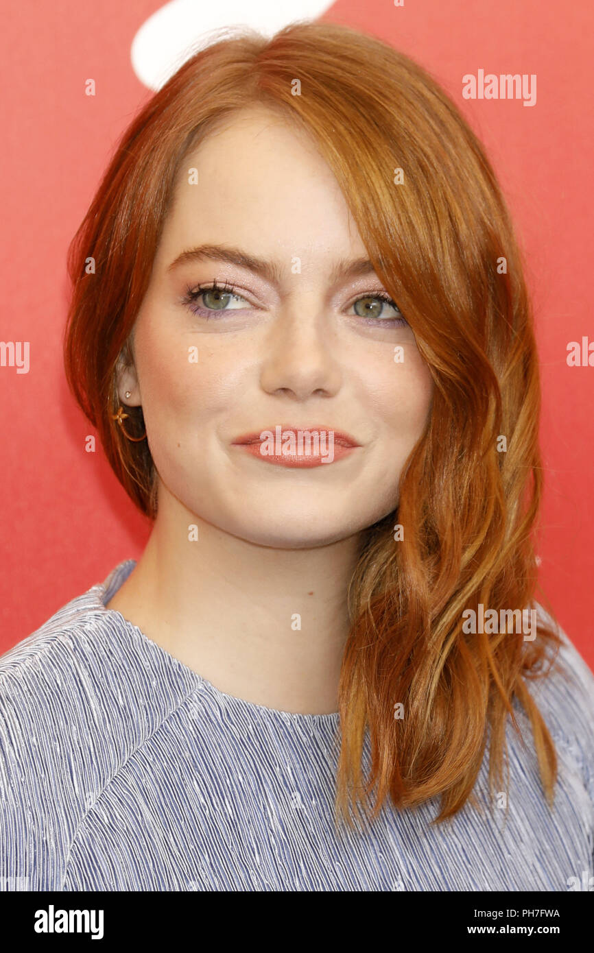 the-favourite-emma-stone-hi-res-stock-photography-and-images-alamy
