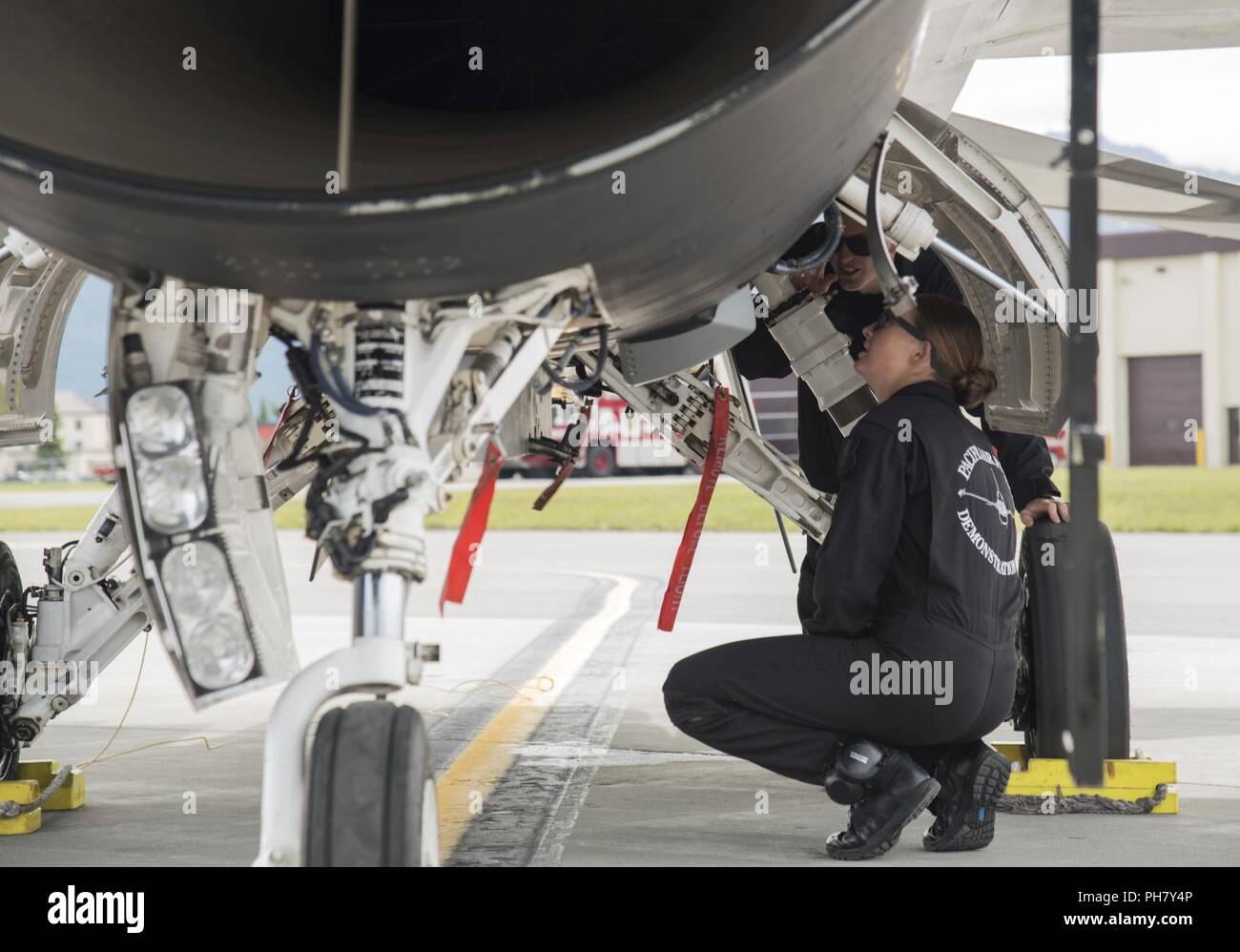 Pacaf F 16 Demo Team High Resolution Stock Photography and Images - Alamy