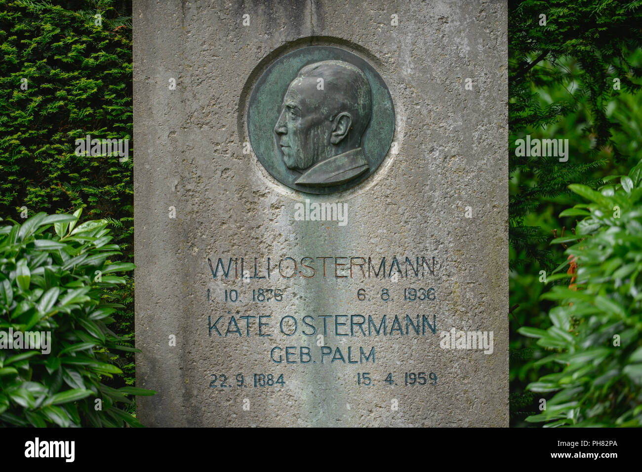 Ehrengrab, Willi Ostermann, Melaten-Friedhof, Aachener Strasse, Lindenthal, Koeln, Nordrhein-Westfalen, Deutschland Stock Photo