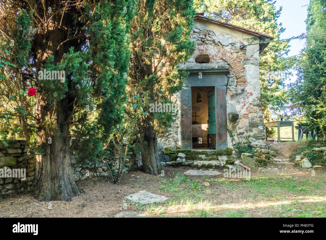 Garden Chapel at a farmhouse in the town of Borgo a Mozzano in the Lucca province of Tuscany, Italy Stock Photo