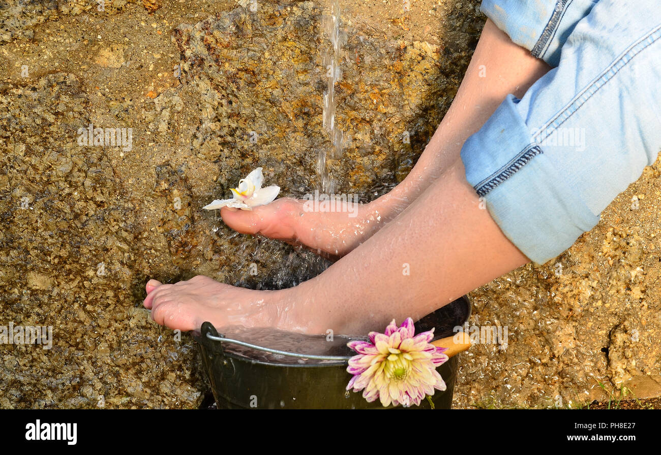 Kneipp feet water jet Stock Photo Alamy