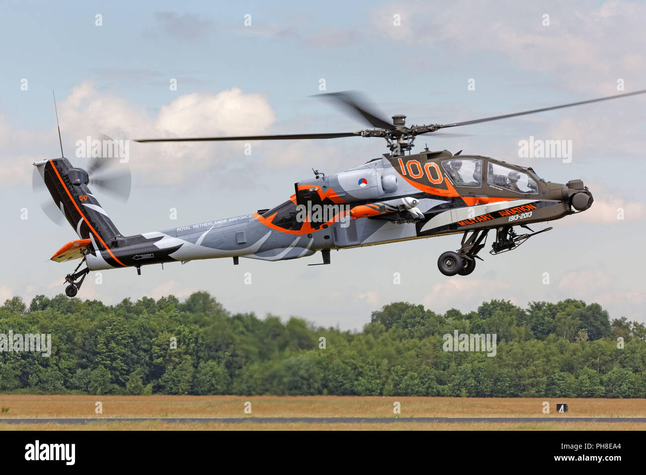Hughes AH-64 Apache - Luchtmachtdagen 2013 in Völkel. Stock Photo