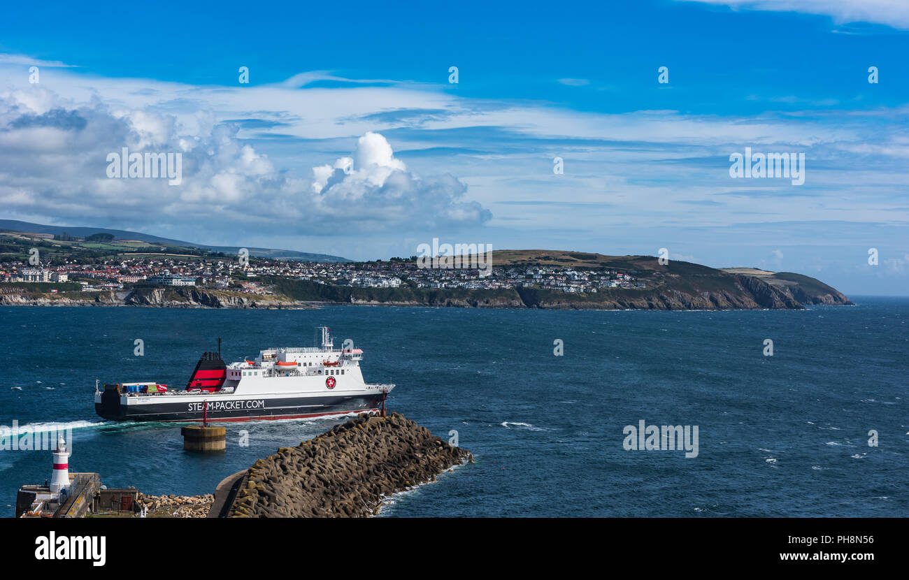 Isle of Man Steam Packet Ferry 'Ben My Chree' leaving Douglas Bay for Liverpool. Stock Photo