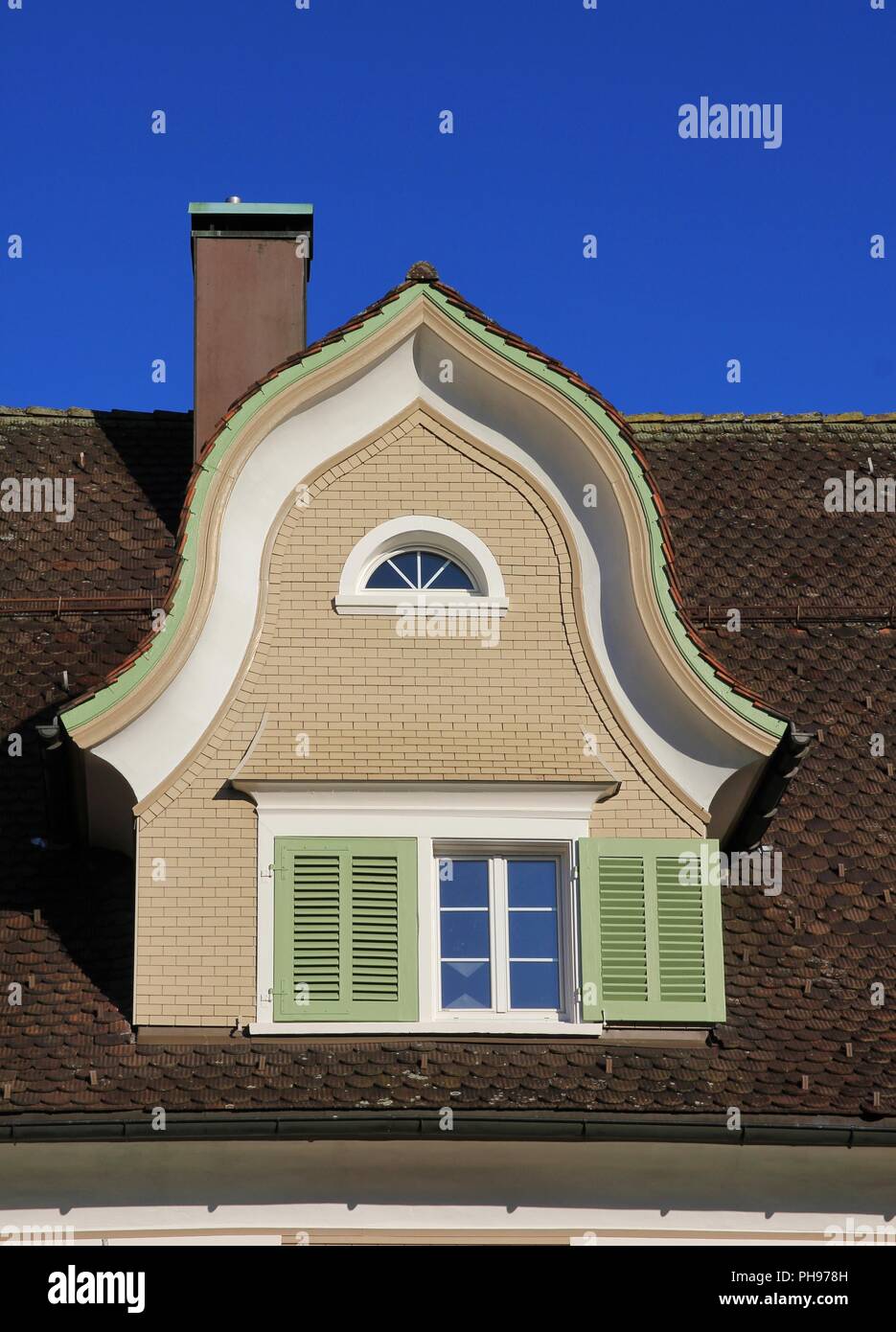 Curved gable hires stock photography and images Alamy