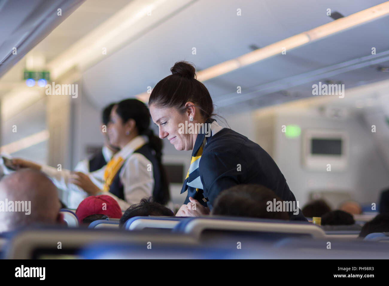Flight Attendants High Resolution Stock Photography And Images Alamy