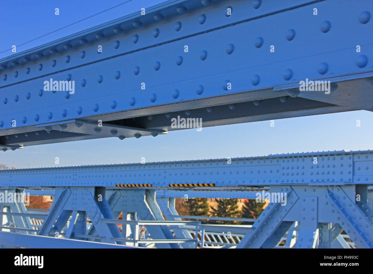 Steel riveted truss bridge hires stock photography and images Alamy
