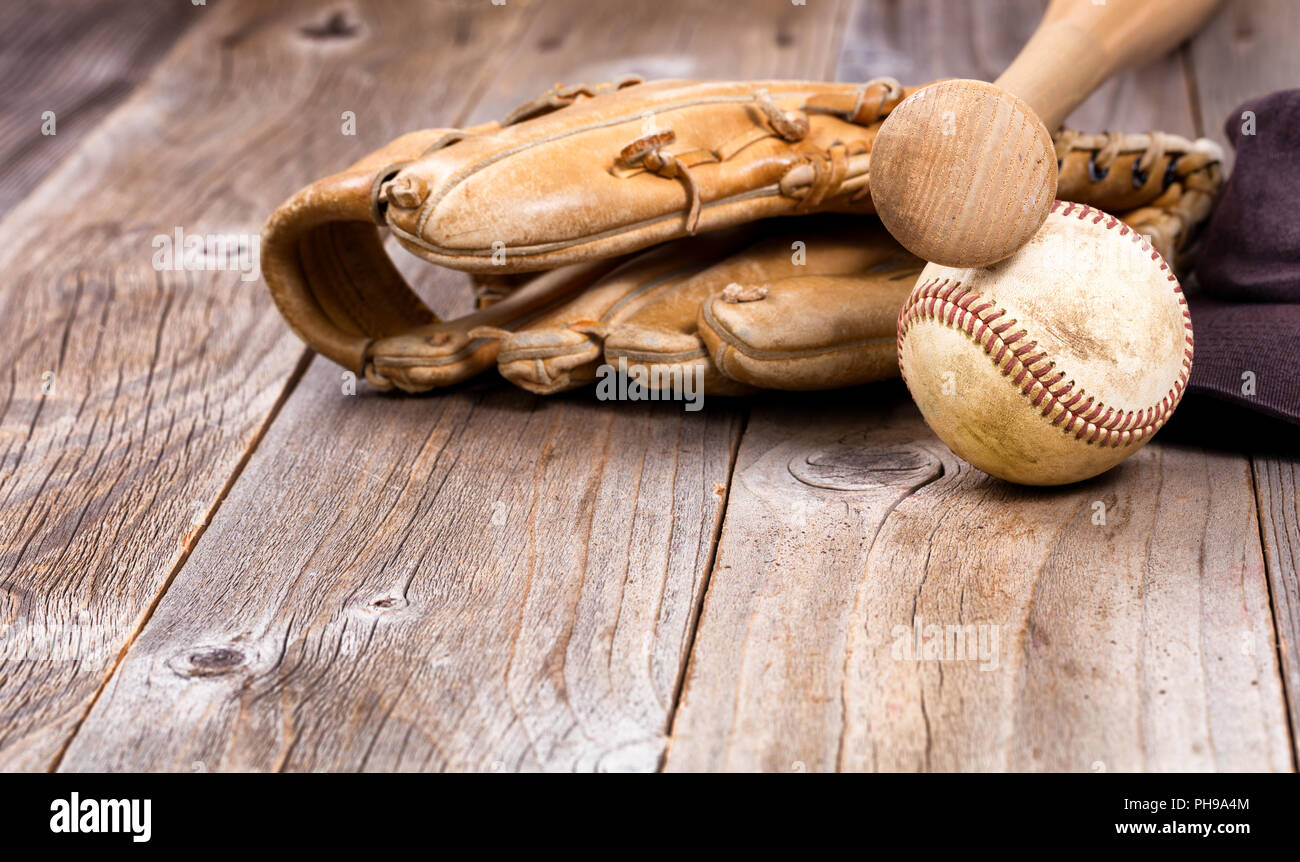 Baseball equipment hires stock photography and images Alamy