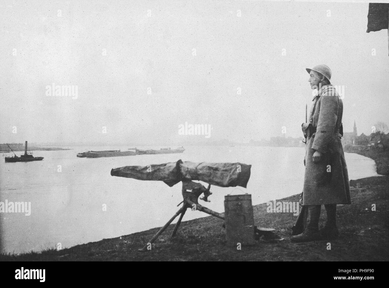 World war i machine gunner hi-res stock photography and images - Alamy