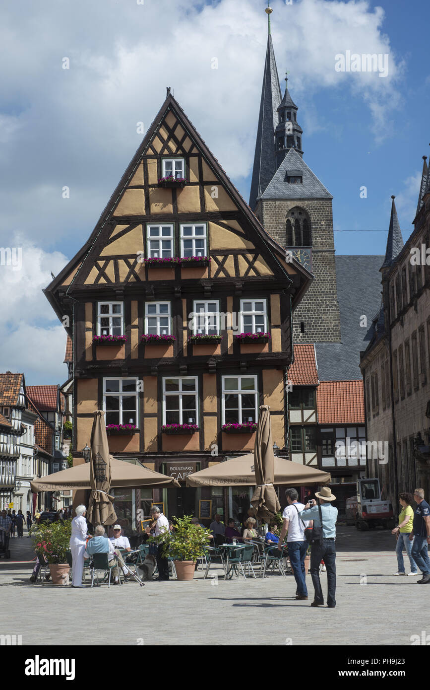 Quedlinburg, Germany, market square, timber-framed house Stock Photo