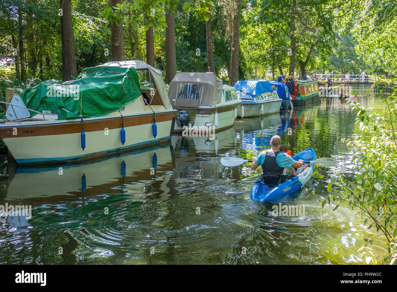 England, Hampshire, Farnborough, Basingstoke canal centre Stock Photo