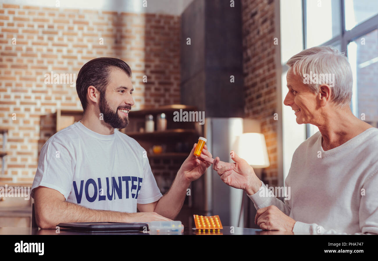 Responsible volunteering hi-res stock photography and images - Alamy
