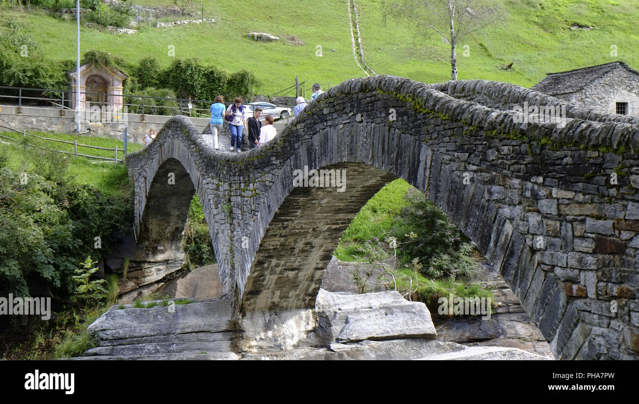 Roman bridge in Lavertezzo, Ticino Stock Photo