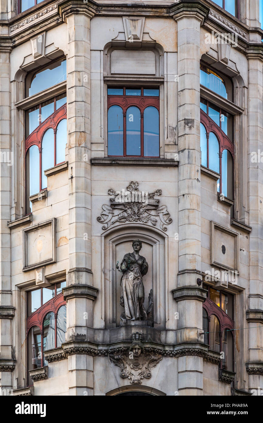 Haus Alstertor, Hamburg Stock Photo Alamy