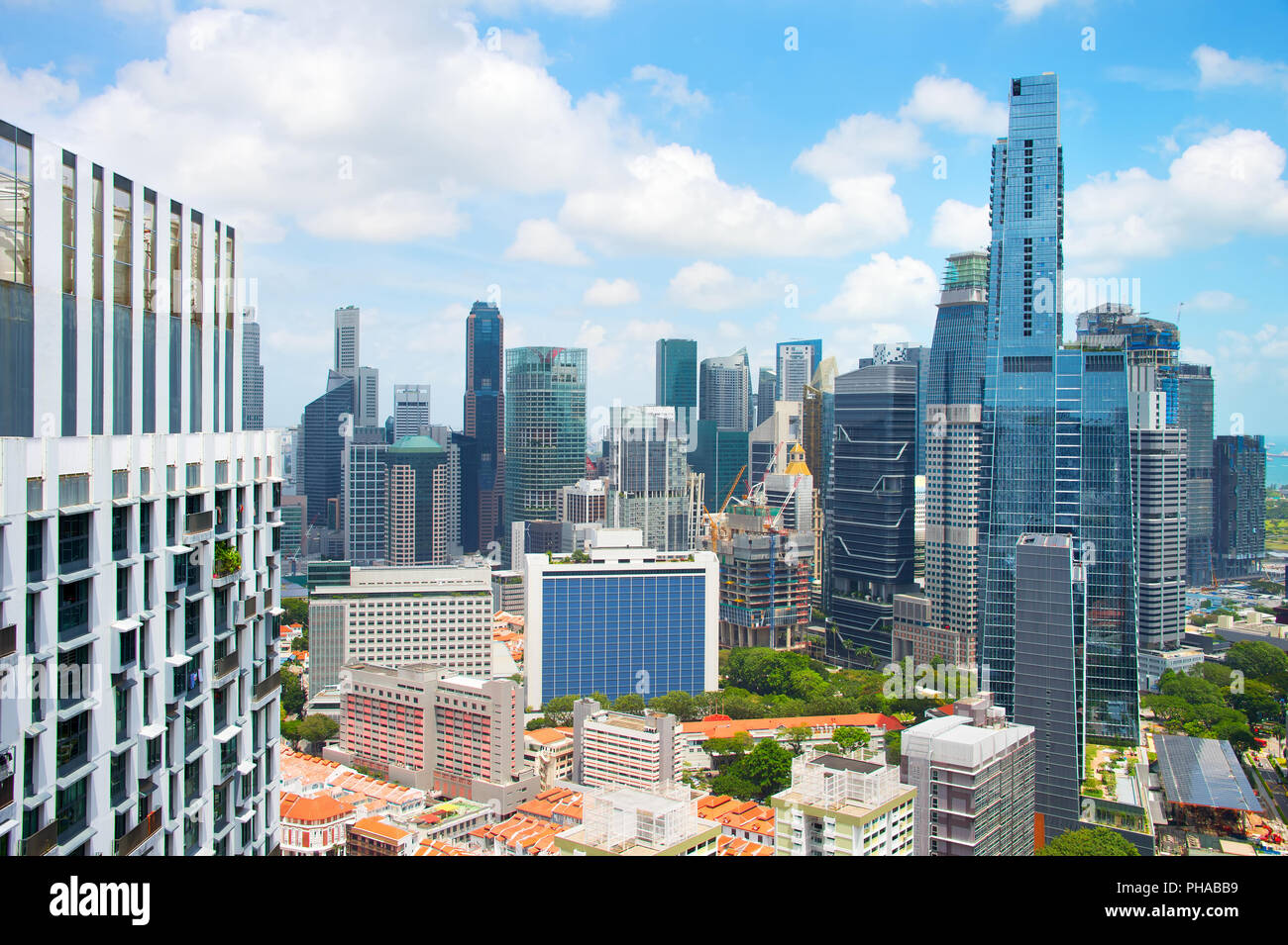 Singapore skyline daytime hi-res stock photography and images - Alamy