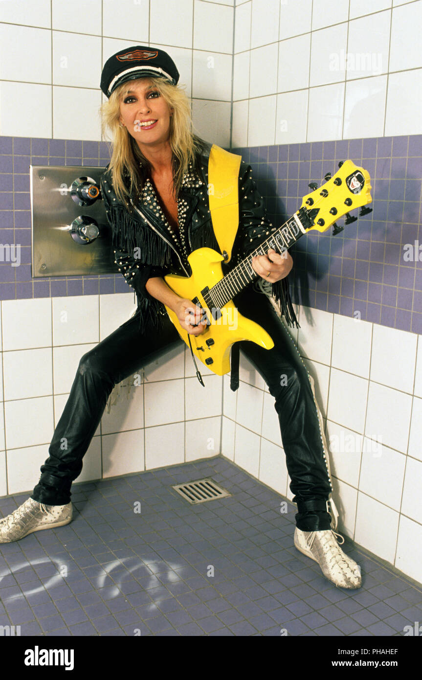 LITA FORD / リタ・フォード / LITA / 1988年 Lita Ford – Lita – Cassette (Album), 1988 [r8157792] | Discogs